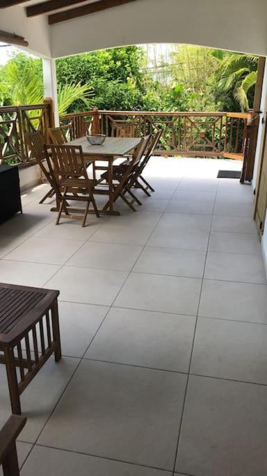 Appartement Le Cosy Paletuvier à Vieux-Bourg Extérieur photo