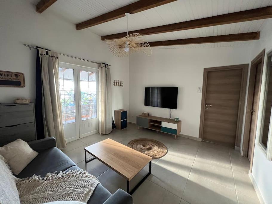 Appartement Le Cosy Paletuvier à Vieux-Bourg Extérieur photo